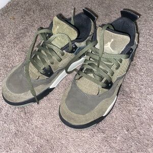 Air Jordan 4 Retros